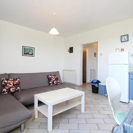 Tamara 2397 Apartment *