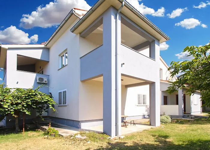 아파트 Tamara 2397 *