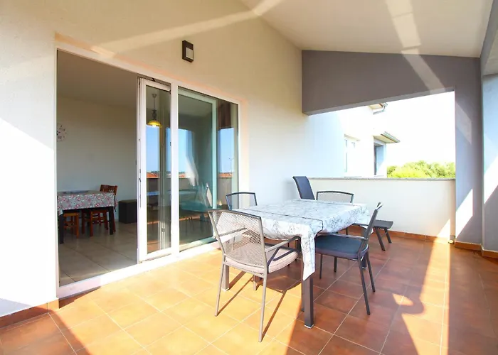 아파트 Tamara 2397 *