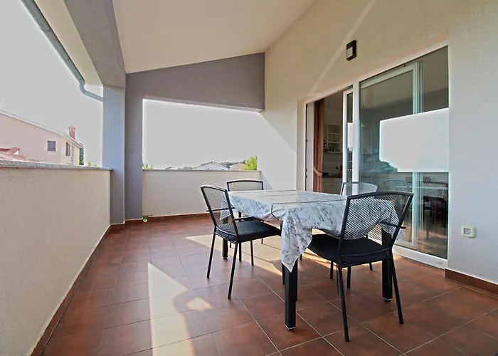 아파트 Tamara 2397 *