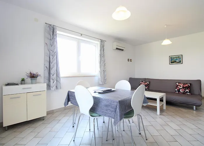 Tamara 2397 파자나