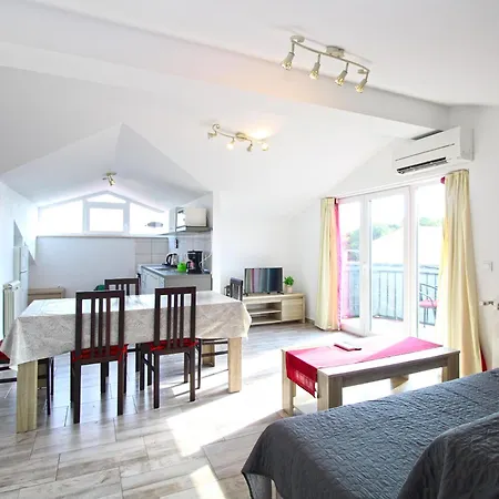 Tamara 2397 Apartmán